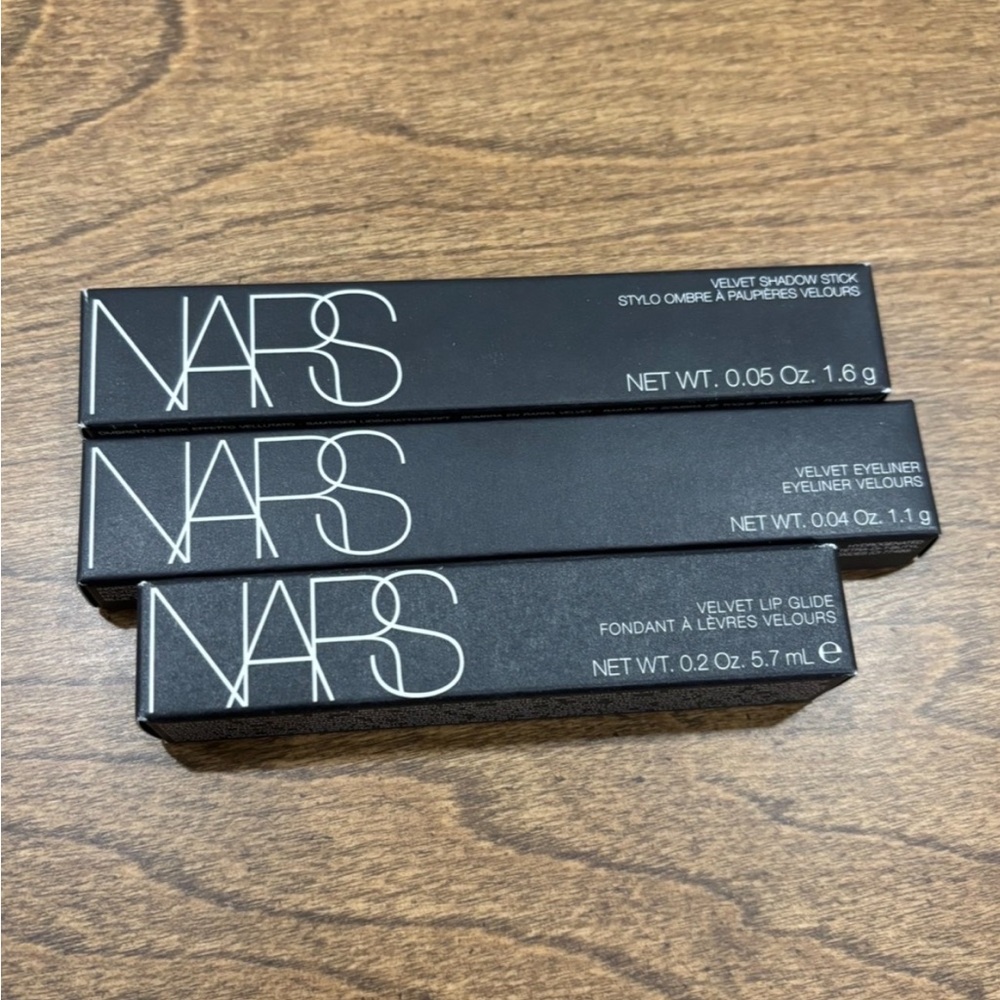 NWT NARS Makeup Bundle Deal - eyeliner, lip gloss & shadow stick